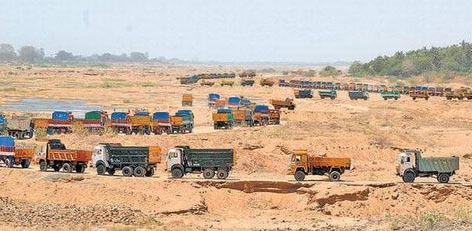 தமிழகம் முழுதும் குவாரி உரிமையாளர்கள்! குவாரி மண் விலையேற்றம் காரணமாக ஸ்ட்ரைக்.