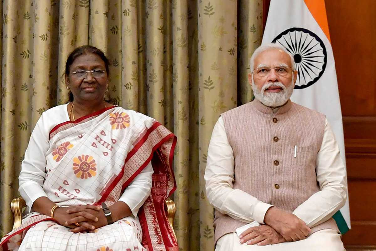 நாட்டில் சமூக விரோத கும்பல்கள் அரசியல் கட்சிகளில்! அதிகரித்திருப்பதால், செய்தியாளர்கள் தொடர்ந்து தாக்கப்பட்டு வருகிறார்கள். அதற்கு மத்திய அரசு அவர்களின் பாதுகாப்பை உறுதி செய்ய கோரிக்கை.