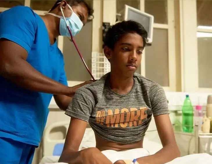 தமிழக மக்களுக்கு ! சுகாதாரத்துறை எச்சரிக்கை – வேகமாக பரவும் டெங்கு காய்ச்சல் .